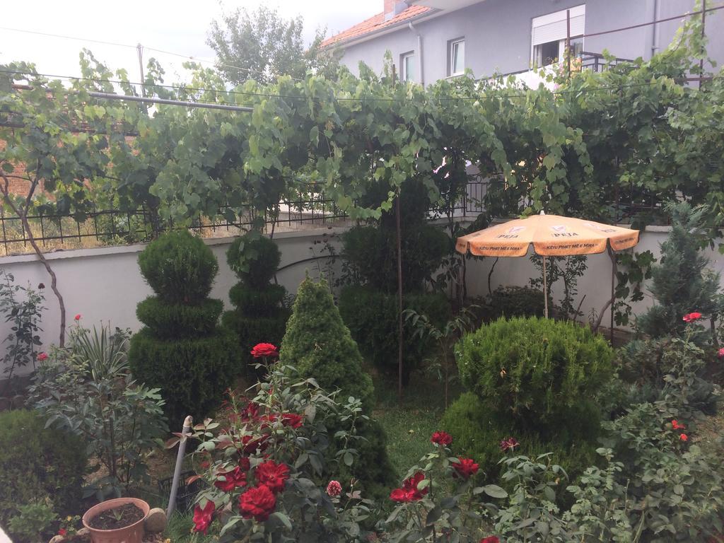 Vila Ridvani คอร์เชอ ภายนอก รูปภาพ